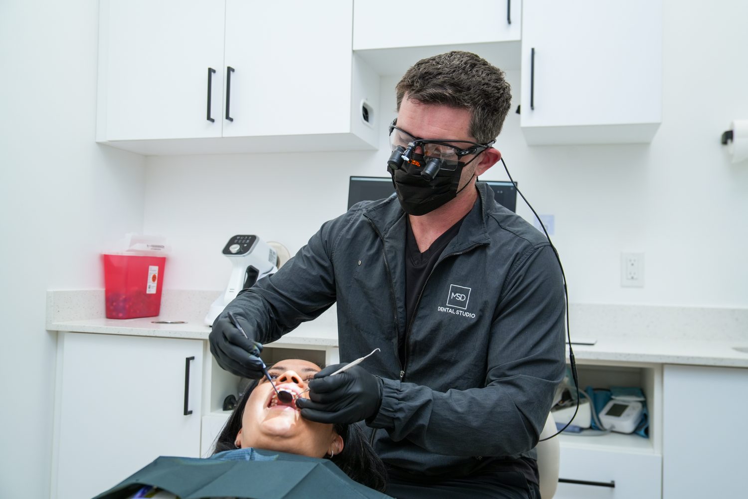 Examen suave y sin prisa en MSD Dental Studio en Coral Springs